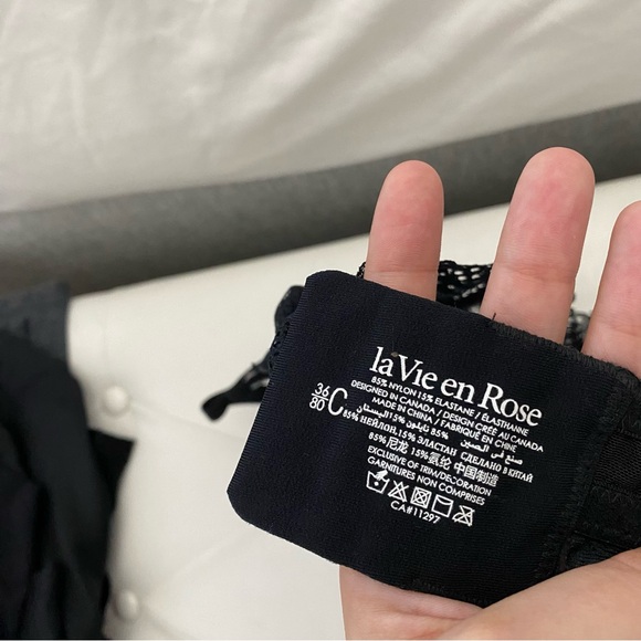 LA VIE EN ROSE | Black floral padded bra - Picture 3 of 5